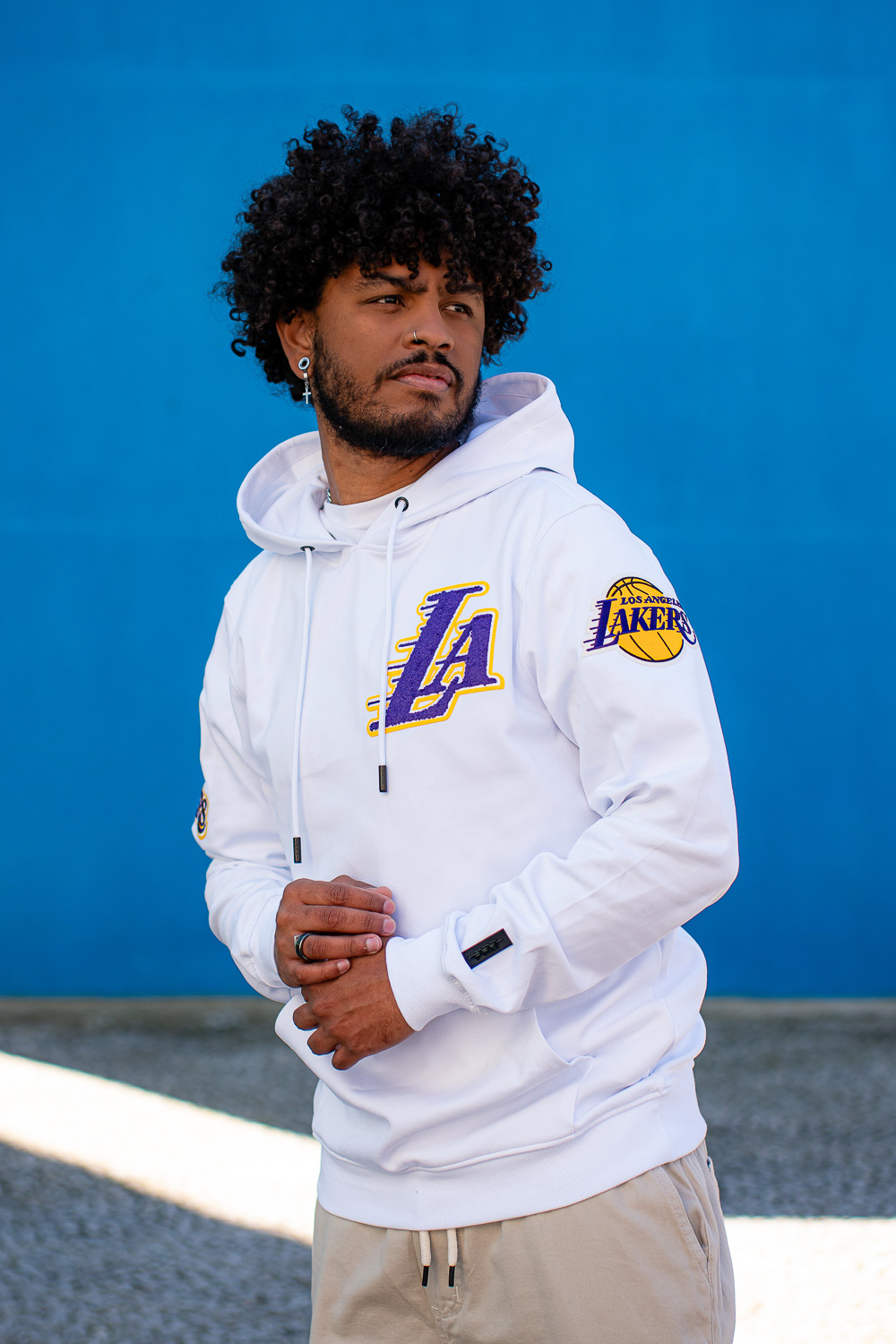 lakers-nba-premium-hoodie-lifestyle.jpg